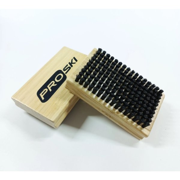 Щетка PROski жесткий нейлон